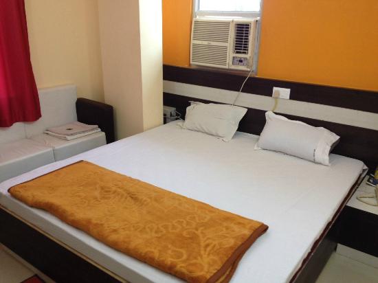 Hotel Viraat Inn
